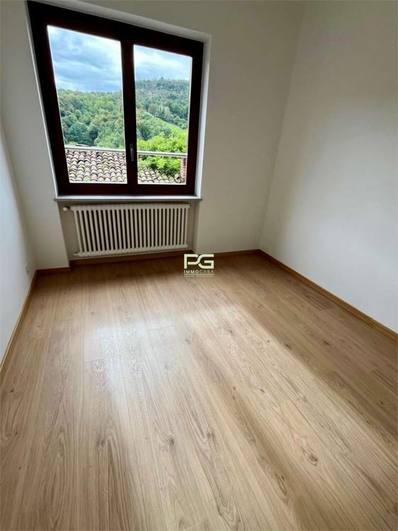 Casa plurifamiliare + stalla 3