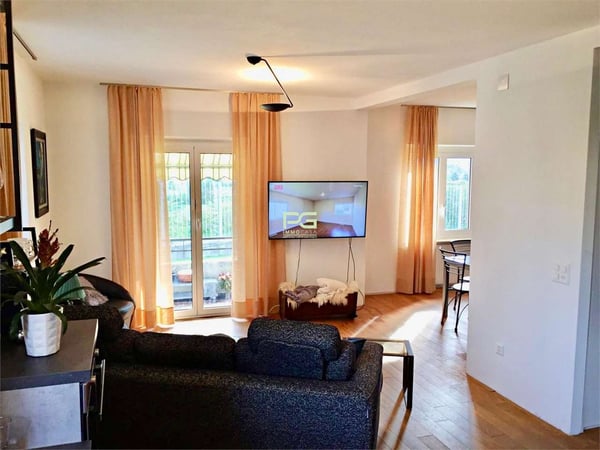 Casa unifamiliare con grande giardino 3