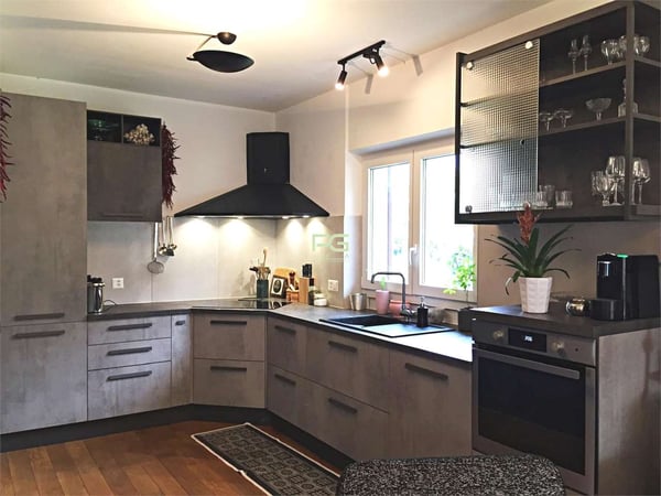 Casa unifamiliare con grande giardino 2