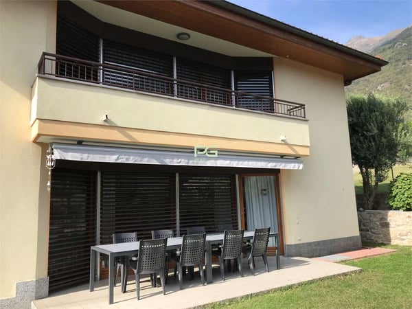 Casa unifamiliare con giardino 1