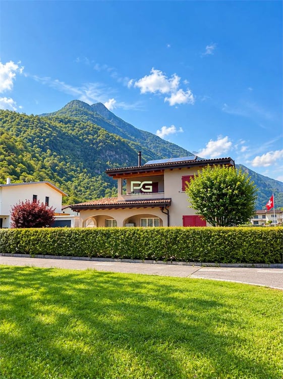 Casa unifamiliare con giardino 1