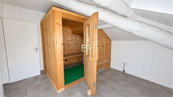 Casa bifamiliare con giardino in ottima posizione 9