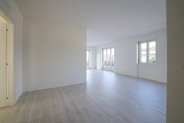 Attico, ampio e luminoso in centro a Chiasso 1