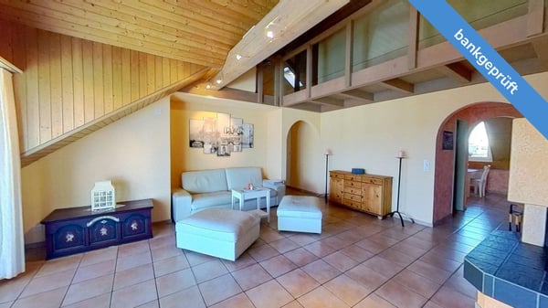 AgentSelly - Charmante Dachwohnung mit Alpenblick 2