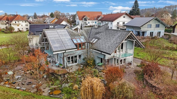 AgentSelly - Zentral gelegenes Wohnobjekt in Oberönz 10