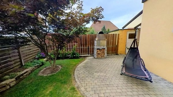 AgentSelly - Charmantes Haus mit gepflegtem Garten 12