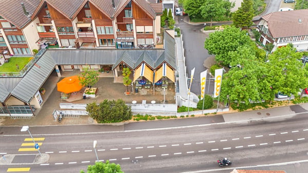 AgentSelly - Charmantes Restaurant mit Terrasse 11