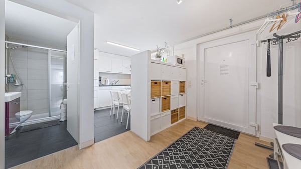 AgentSelly - Modernes Studio mit Komfort 6