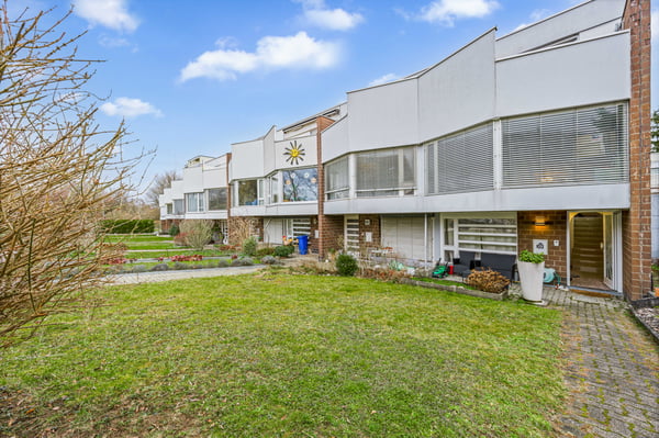 AgentSelly - Familienfreundliches Reihenhaus mit Garten 10