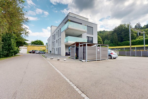 Lichtdurchflutete Traumwohnung in Studen 4