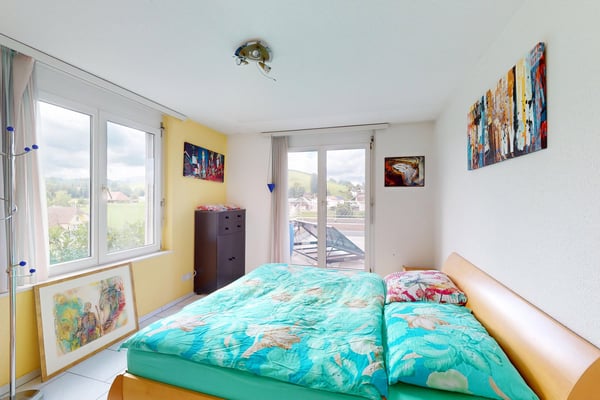 Grosszügige Wohnung mit grosser Terrasse 8