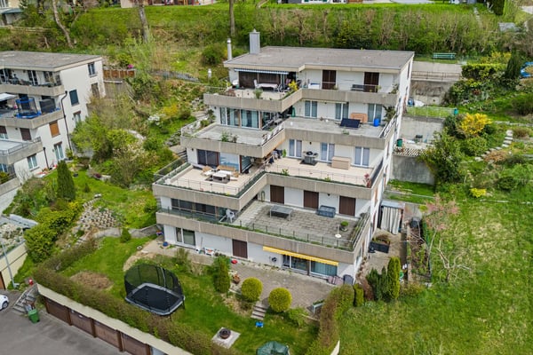 Grosszügige Wohnung mit grosser Terrasse 1