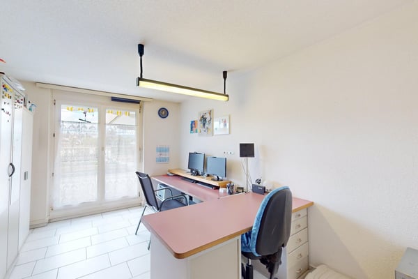 Grosszügige Wohnung mit grosser Terrasse 7