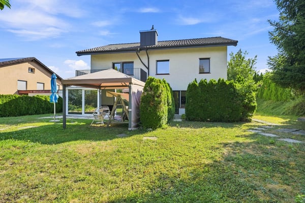 Familienhaus mit traumhaftem Garten