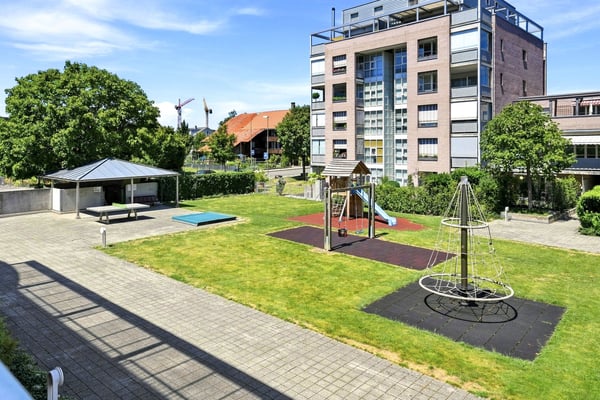 Stilvoll wohnen mit grossem Balkon 2