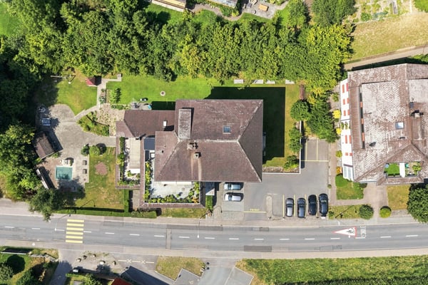 Grosszügiges Wohnen mit Aussicht 12