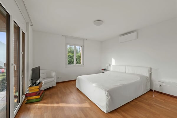 Esclusiva Villa in posizione privilegiata 11