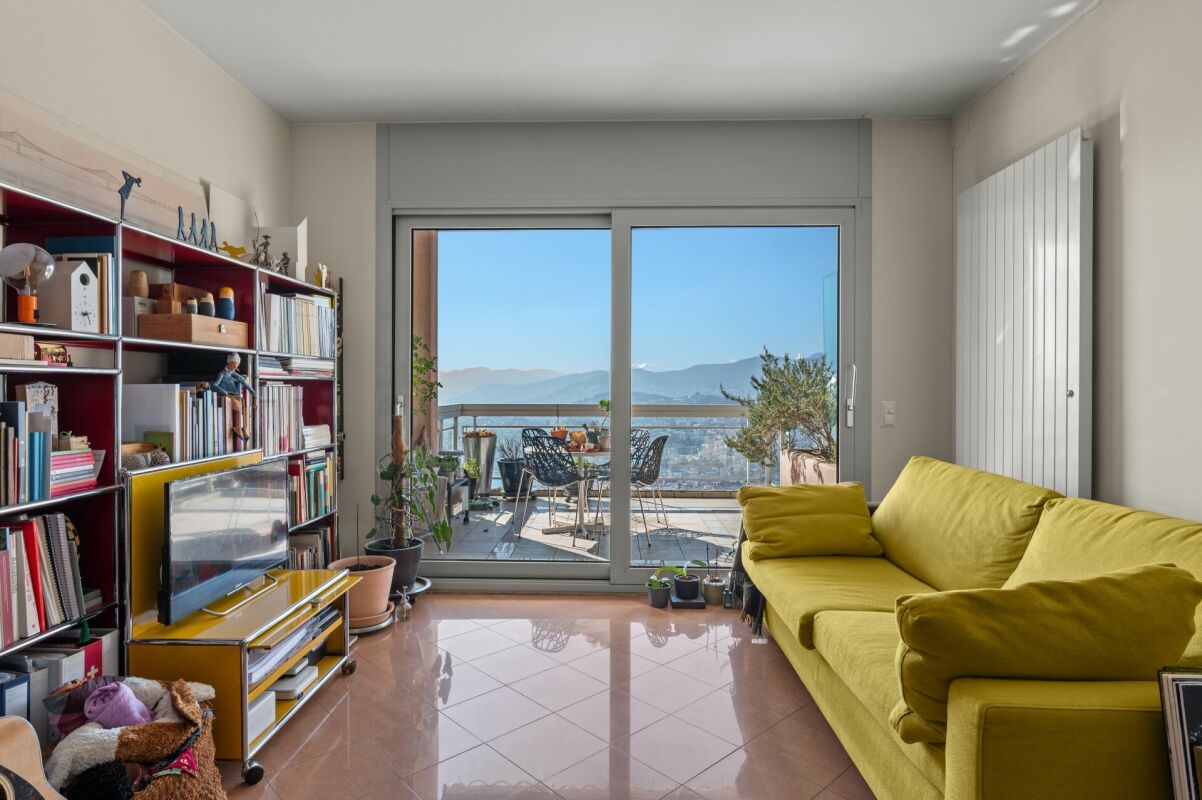 Aldesago 1.5 locali affittato con vista golfo di Lugano