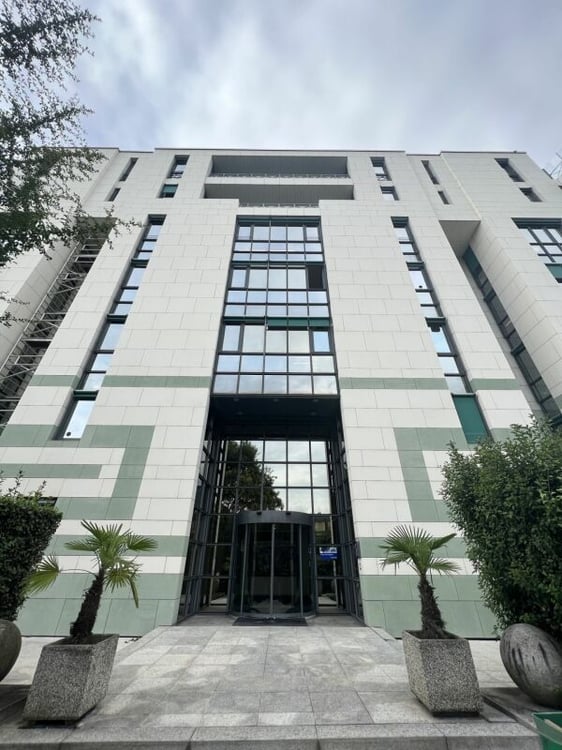 Ufficio Attico di rappresentanza vista lago e città Lugano. 2