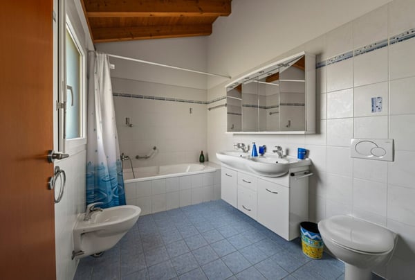 Spaziosa casa unifamiliare a Galbisio 14