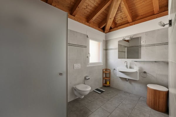 Spaziosa casa unifamiliare a Galbisio 11