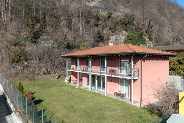 Spaziosa casa unifamiliare a Galbisio 3
