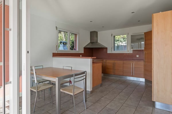 Spaziosa casa unifamiliare a Galbisio 8