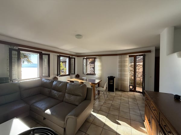 Un complesso di rustici a Brissago. Adatto per l'attività Bed & Breakfast 17