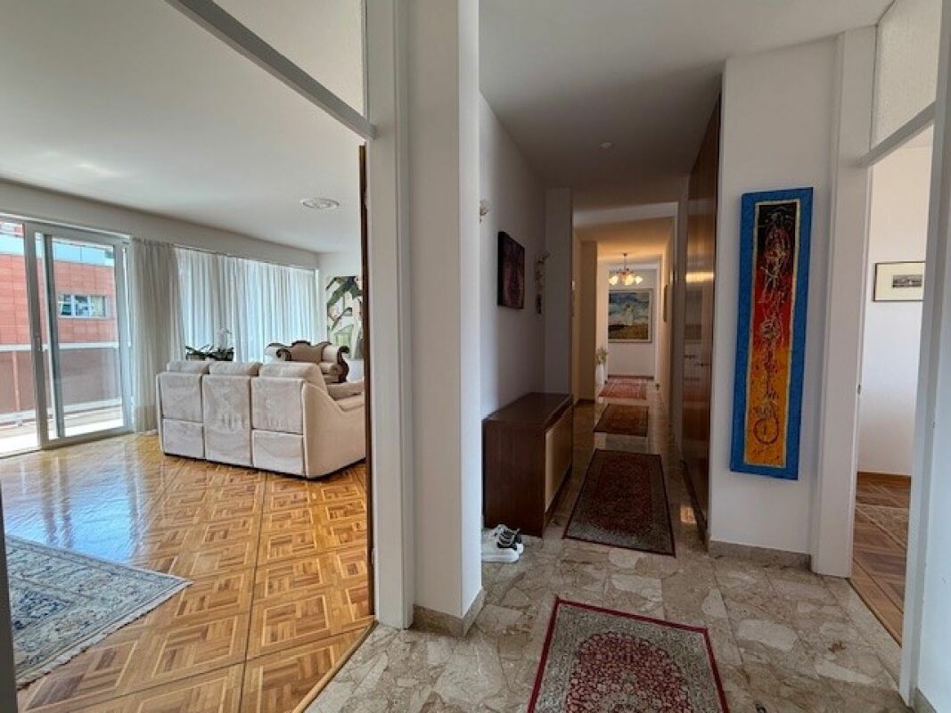 Appartamento 5.5 locali con ampia terrazza - zona prestigiosa di Lugano