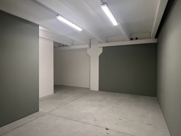 Spazi commerciali/ Magazzini modulabili da 30 m2 fino ai 200 m2 3