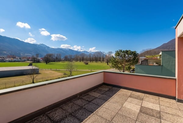 Casa con vista aperta in zona privilegiata  - 5.5 locali a Bellinzona 2