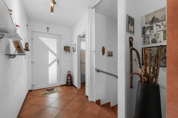 Vivi la bellezza di Capolago: casa con vista mozzafiato sul lago 4