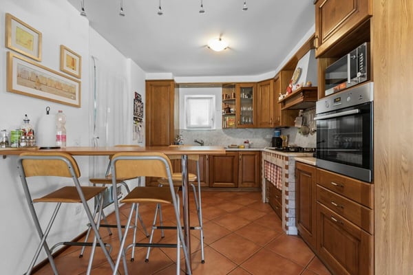 Vivi la bellezza di Capolago: casa con vista mozzafiato sul lago 8