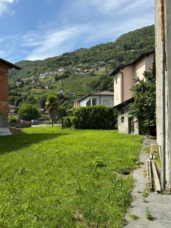 Terreno edificabile 678 m2 Cugnasco