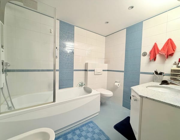 Ampio 3.5 locali con terrazza - posizione privilegiata a Bellinzona 8