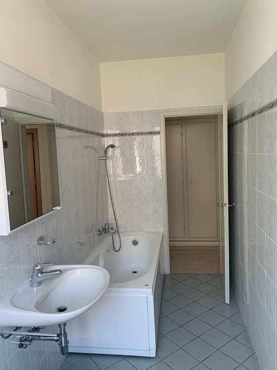 Luminoso ufficio in zona centrale a Lugano 6