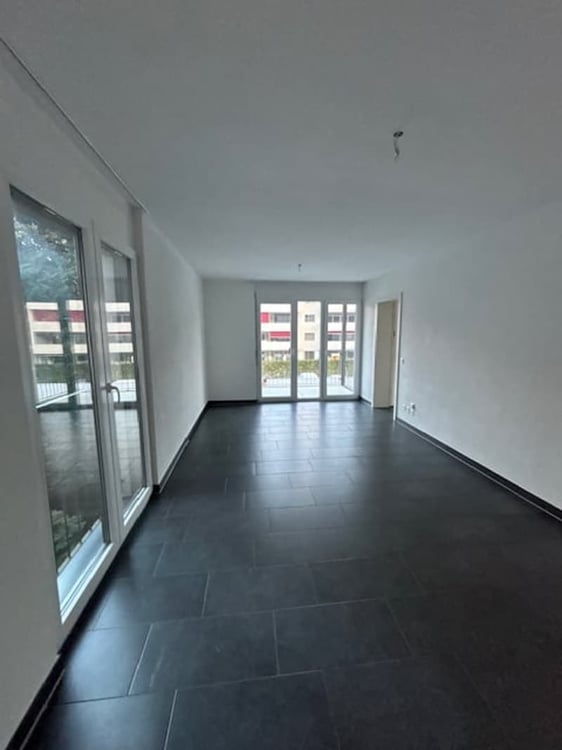 CADENAZZO - AFFITTASI APPARTAMENTO DI 2.5 LOCALI 2