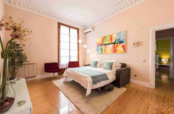 Appartement 2 pièces lumineux et calme au cœur de Fribourg 2