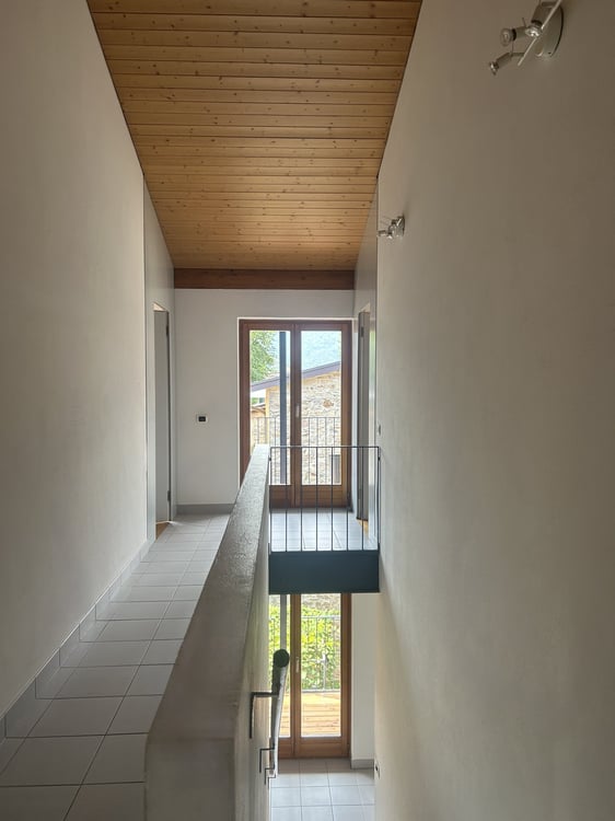 PONTE CAPRIASCA - AFFITTASI CASA DI 5 LOCALI NEL NUCLEO 9