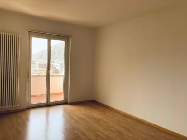BELLINZONA - vendesi apartamento di 3.5 locali 1