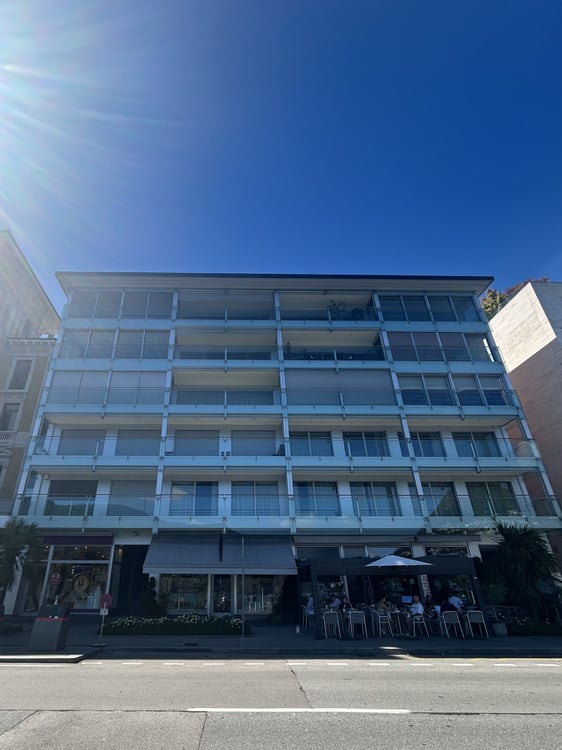 Elegante appartamento di 1.5 locali con vista lago a Lugano 13