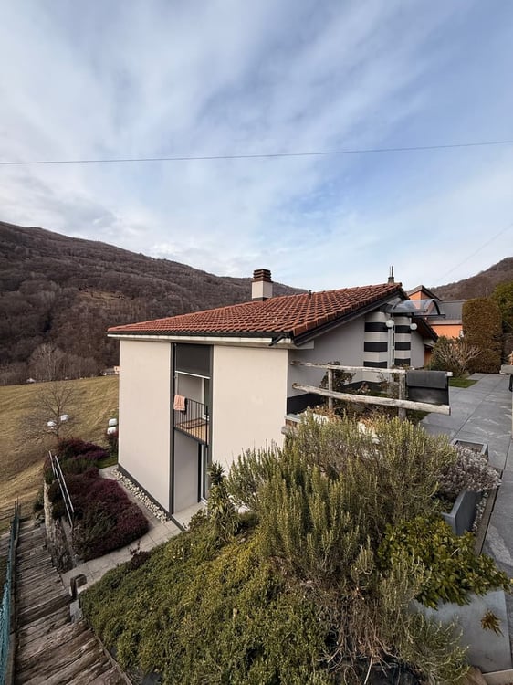 CAPRIASCA - AFFITTASI CASA UNIFAMILIARE CON GIARDINO