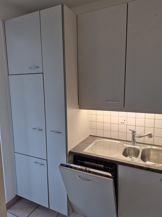 AFFITTO Abitazione Monofamiliare a Gordola, 2'100.- chf/mese trattabili 12