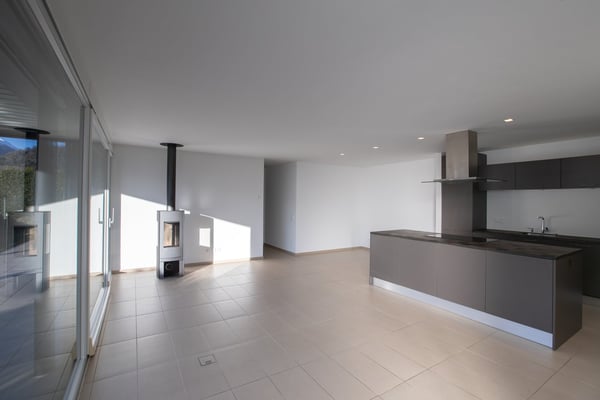 Oasi di prestigio a 10 minuti dal centro di Lugano: Moderno 3.5 locali con ampio giardino 15