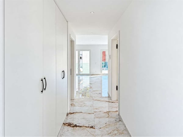 Affittasi moderno 4.5 locali in zona residenziale 8
