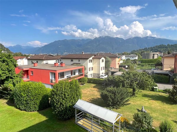 LOSONE - Attico 4.5 locali vicino al fiume 10
