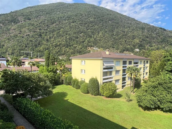 LOSONE - Attico 4.5 locali vicino al fiume