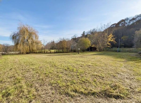 Terreno edificabile pianeggiante in zona residenziale 4