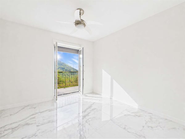 Ampio appartamento ristrutturato 4.5 locali a Balerna 6