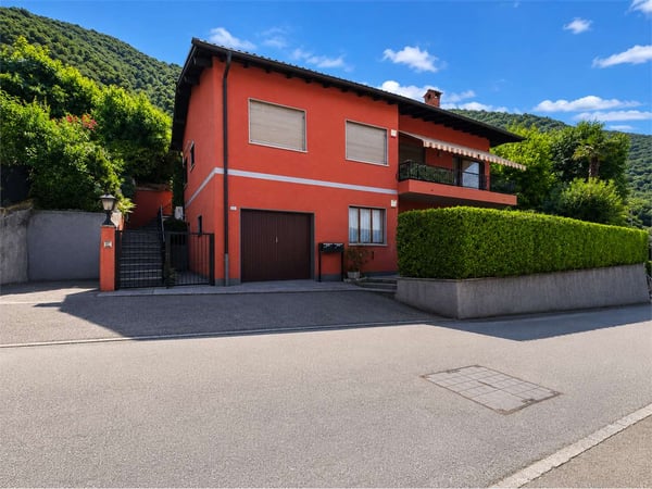 Bissone - Villa vista lago 6